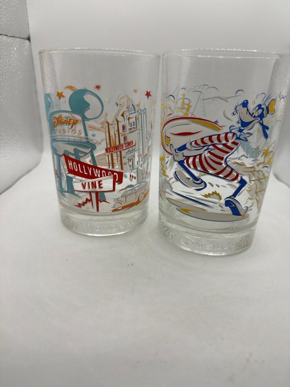 Disney 25th Anniversary Collectible Glass Set With Colorful Hollywood Studios &